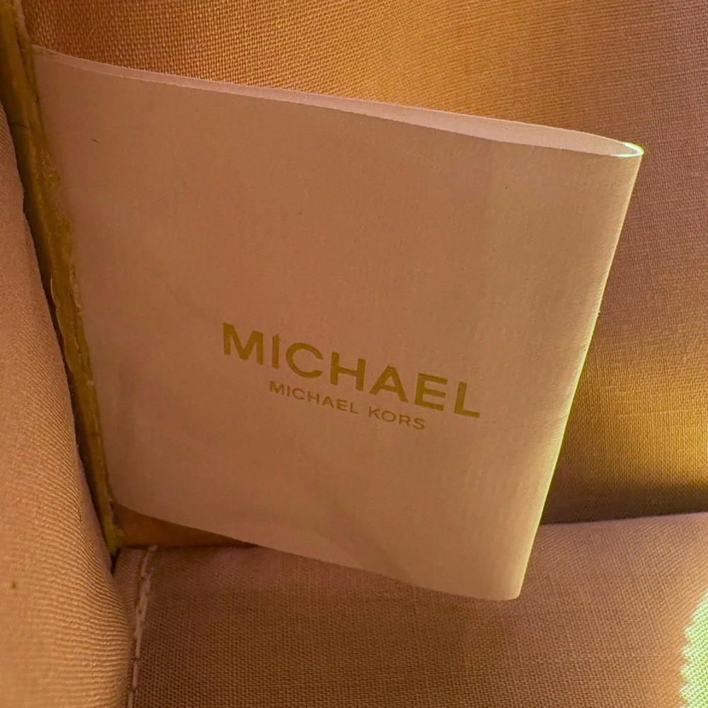 Michael Michael Kors Suede Tan Cosmetic Beauty Zipper Bag 8 1/2” X 6 1/4” X 3”